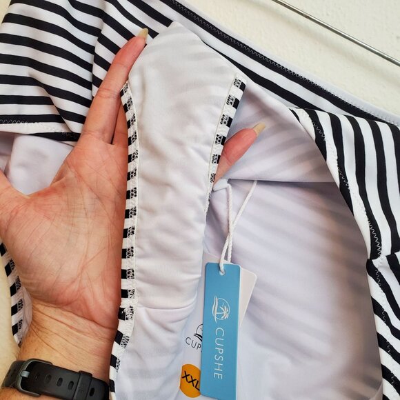 Cupshe Swim high waist striped bikini bottoms - Picture 4 of 6